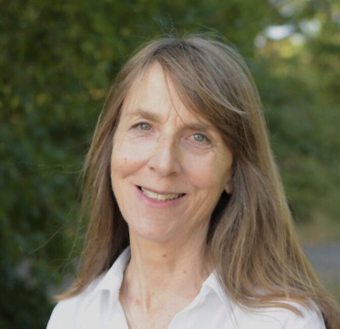 Deborah Lovett picture
